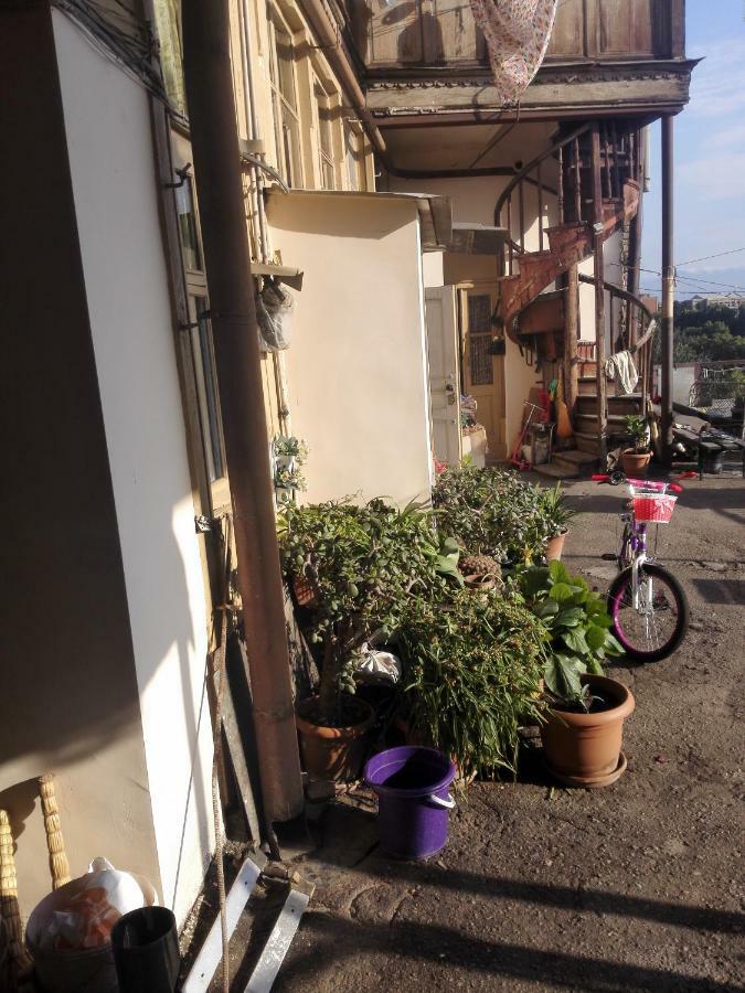 Masho'S Apartment Tbilisi Exterior photo